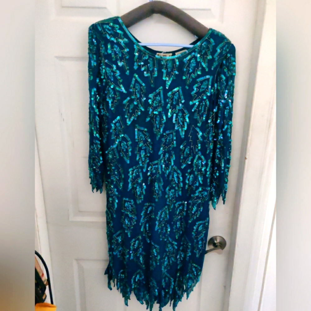 SILK Green Scala Vintage Sequin jagged edges dress. Size small